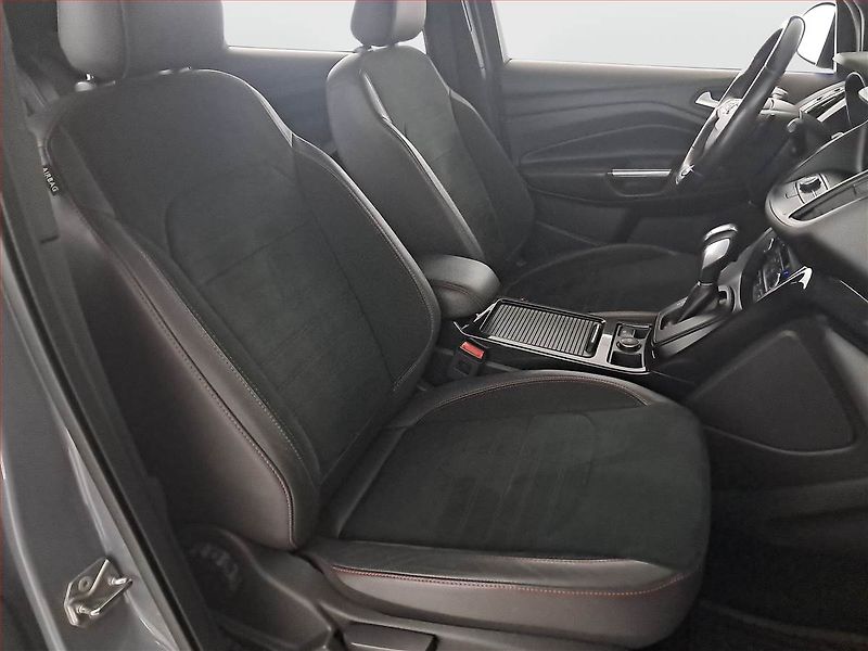 Ford Kuga (2019) ST-Line 2.0 TDCi, 4X4 - fotka 9 z 21