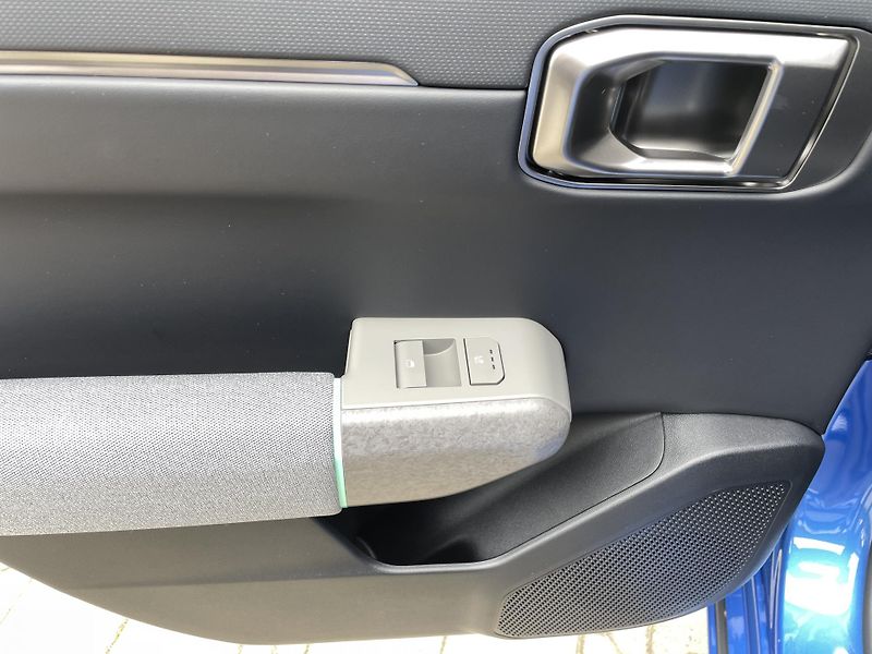 Kia EV4 (2025) EARTH 150 KW + 81,4 KWH 