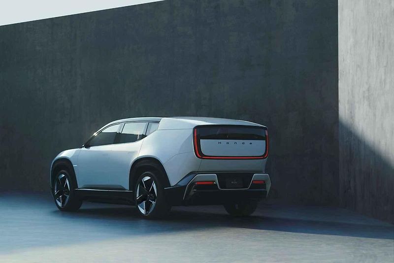 Prototypy Honda 0 SUV a 0 Saloon