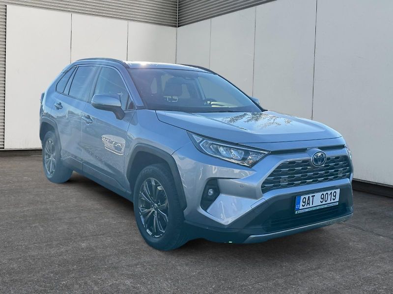 Toyota RAV4 (2023) COMFORT 2.5 HYBRID 131kW 4WD  - fotka 3 z 11