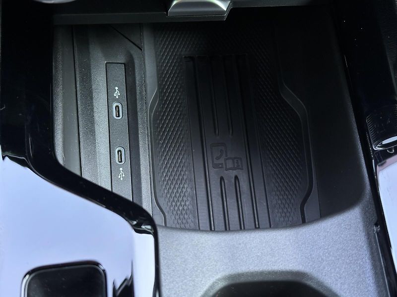 Škoda Superb 2.0TSi 4x4 DSG Sportline 265PS - fotka 41 z 52