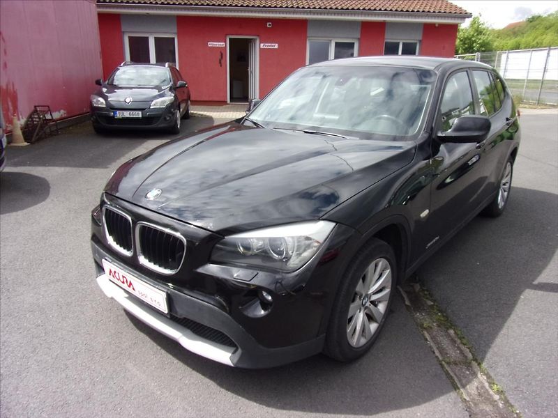 BMW X1 2,0 d xDrive - fotka 7 z 21