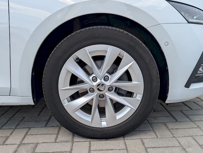 Škoda Octavia (2023) 2,0 TDI / 110 kW DSG Style - fotka 14 z 30
