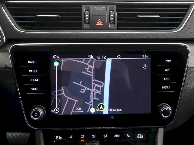 Škoda Superb (2021) STYLE PLUS 2.0TDI 147KW DSG 4x - fotka 26 z 40