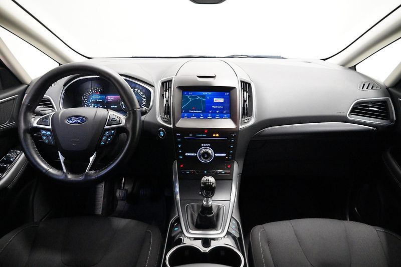 Ford S-MAX - fotka 6 z 6