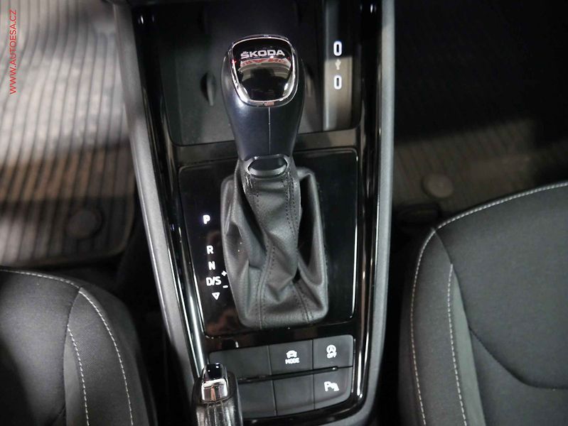 Škoda Scala (2021) 1.0 TSi, 2.maj,ČR, Style - fotka 21 z 24