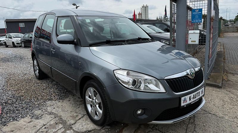 Škoda Roomster (2010) 1.2TSi 77kW *DSG*ALU*Klima* - fotka 3 z 22