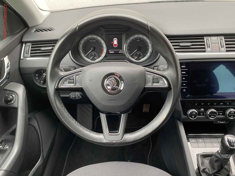 Škoda Octavia (2020) 1.6 TDi, Style, LED, navi - fotka 11 z 18