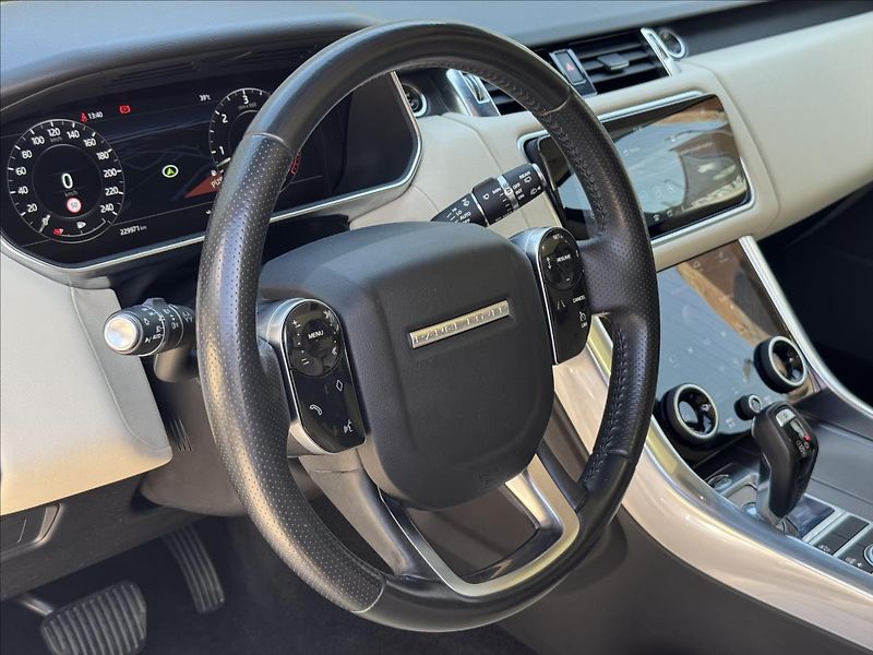 Land Rover Range Rover Sport 3,0 SDV6 HSE Dynamic AT 4x4 ČR - fotka 10 z 34