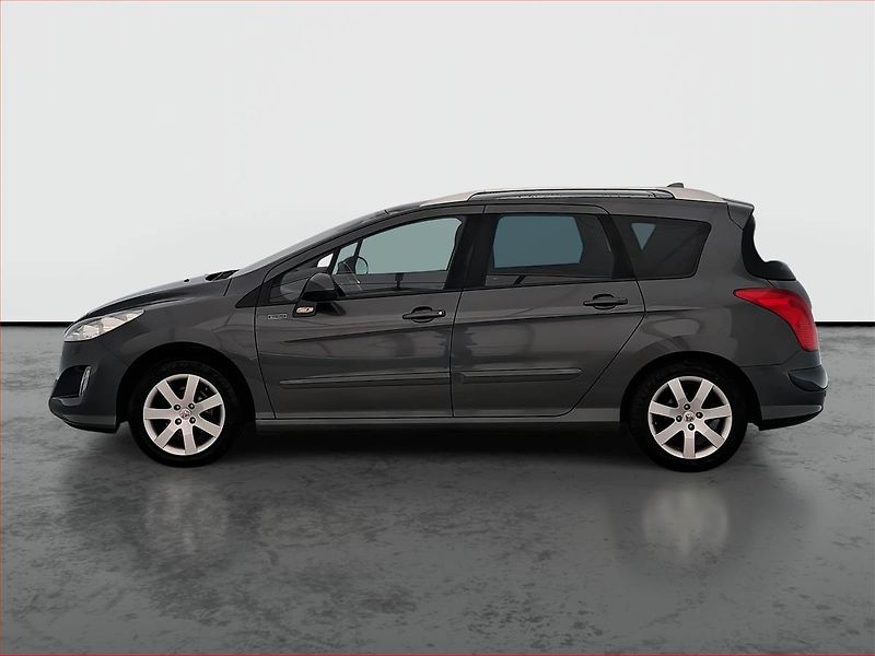 Peugeot 308 (2010) 1.6 VTi, po STK, oblíbený vůz - fotka 3 z 19