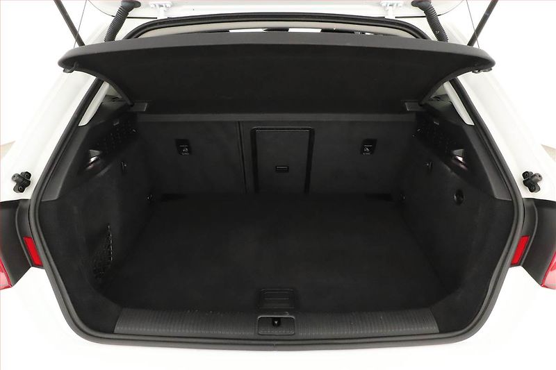 Audi A3 (2016) 1.2 TFSI, Automat, Navi - fotka 21 z 22