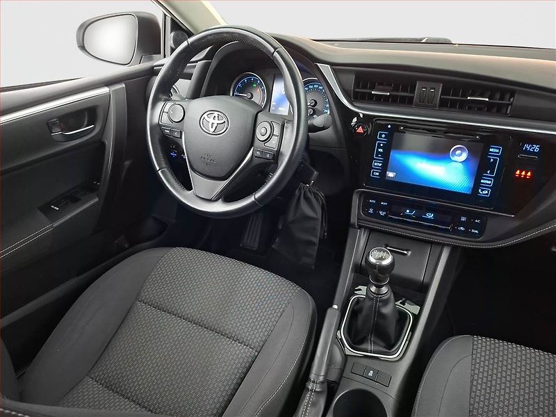 Toyota Corolla (2018) 1.6 Valvematic, Tempomat - fotka 7 z 18