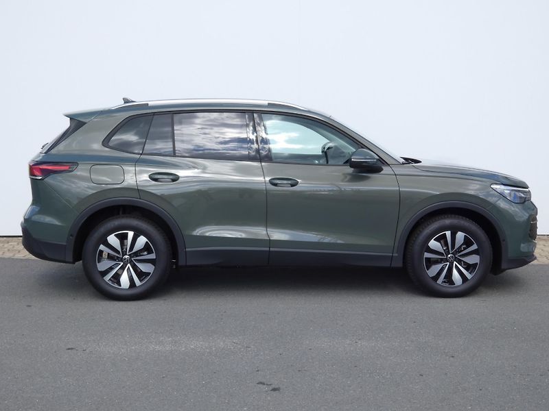 Volkswagen Tiguan Life 1,5 eTSI 110 kW mHEV - fotka 3 z 30