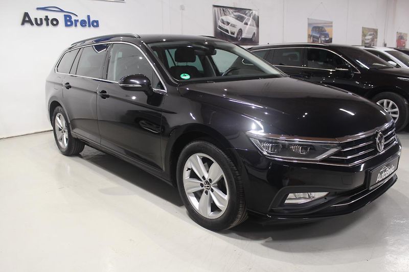 Volkswagen Passat (2021) 2.0TDI DSG Matrix display  - fotka 3 z 31