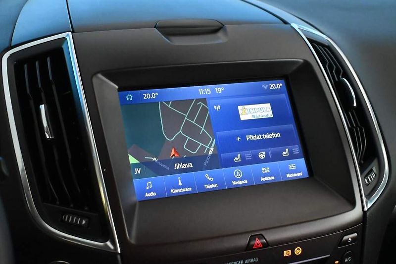 Ford S-MAX (2020) 2.0 4x4 140 KW LED ACC SONY Ta - fotka 17 z 45