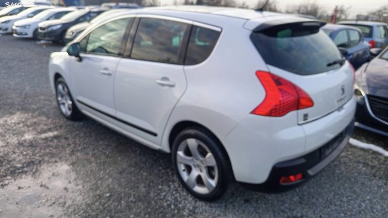 Peugeot 3008 (2012) - fotka 7 z 32