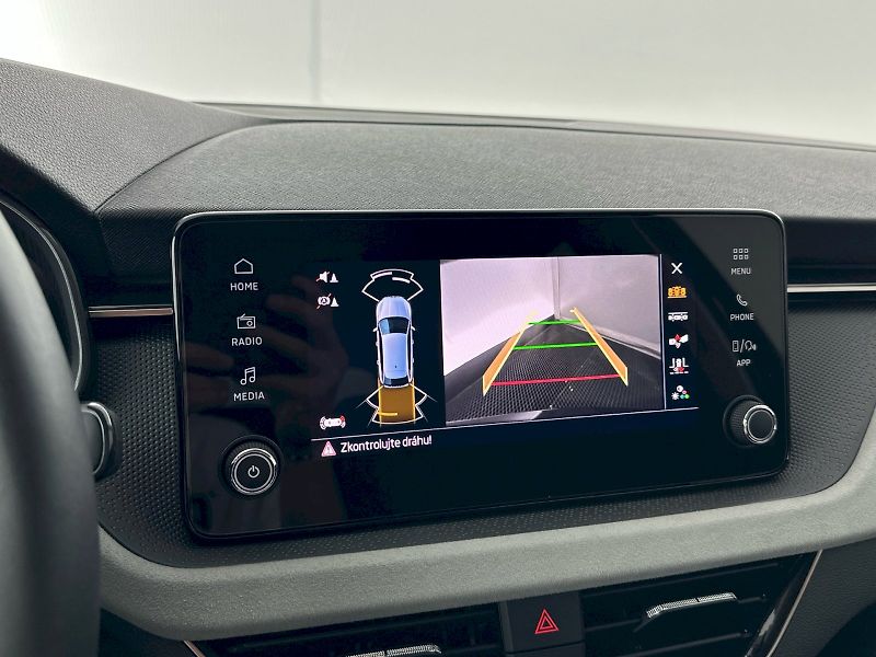 Škoda Scala (2025) 1.0TSI 85kW Top Selection - fotka 11 z 31