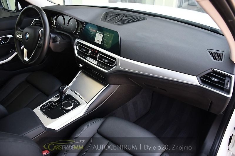 BMW Řada 3 320D xDrive 2xALU 1M ČR - fotka 19 z 54