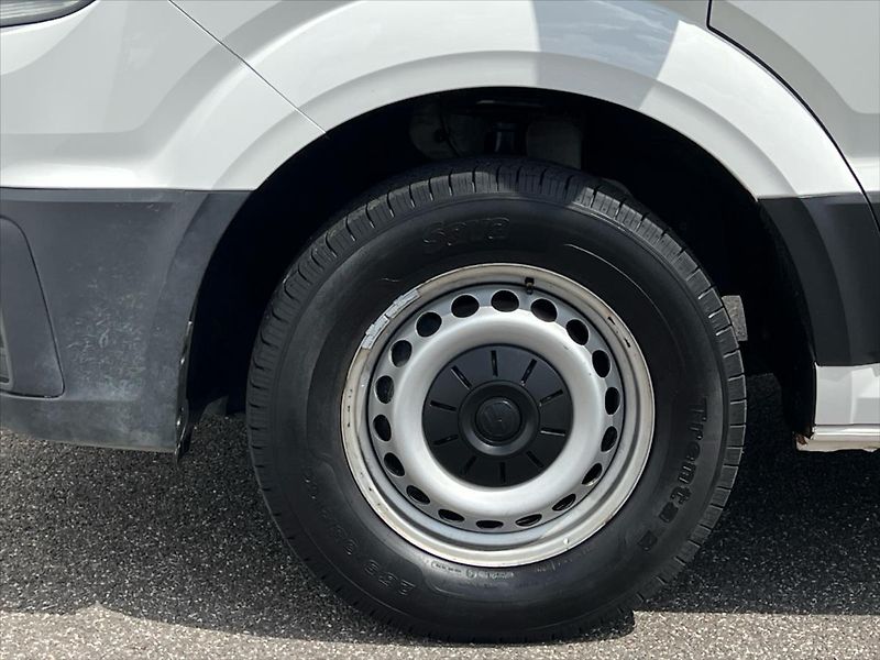 Volkswagen Crafter 2,0 TDi 103kW L4H2  35 - fotka 12 z 23