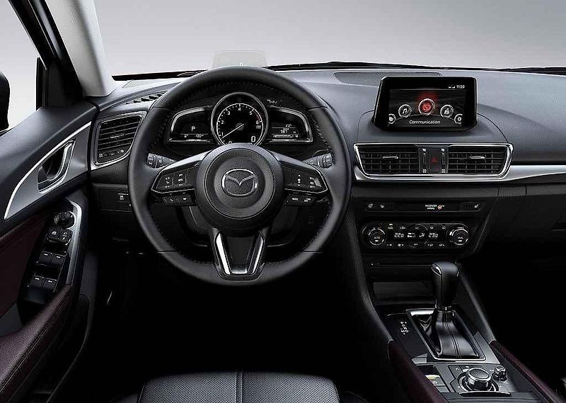 Mazda CX-9.