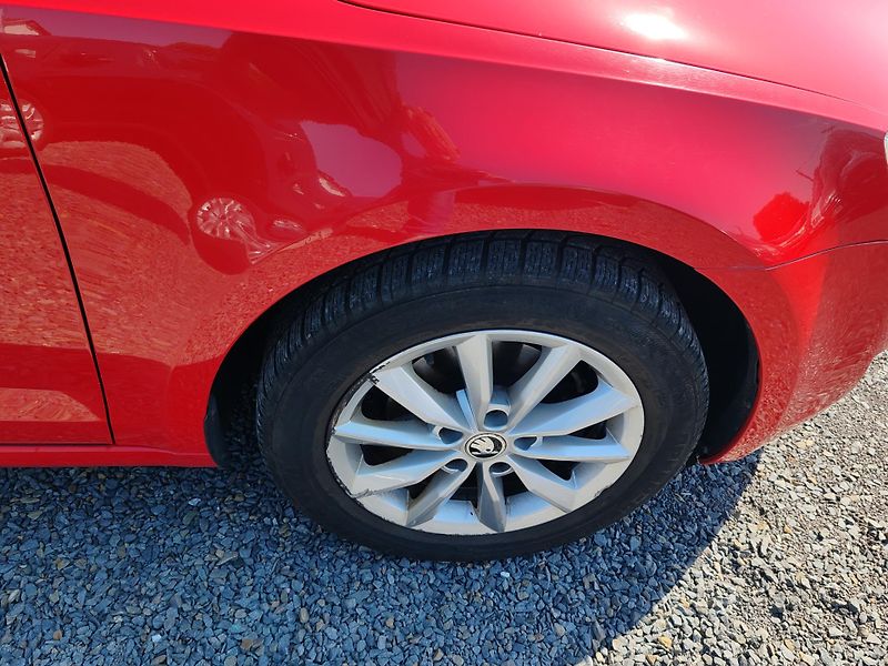 Škoda Octavia III.1.2 TSI 6ti - fotka 21 z 23