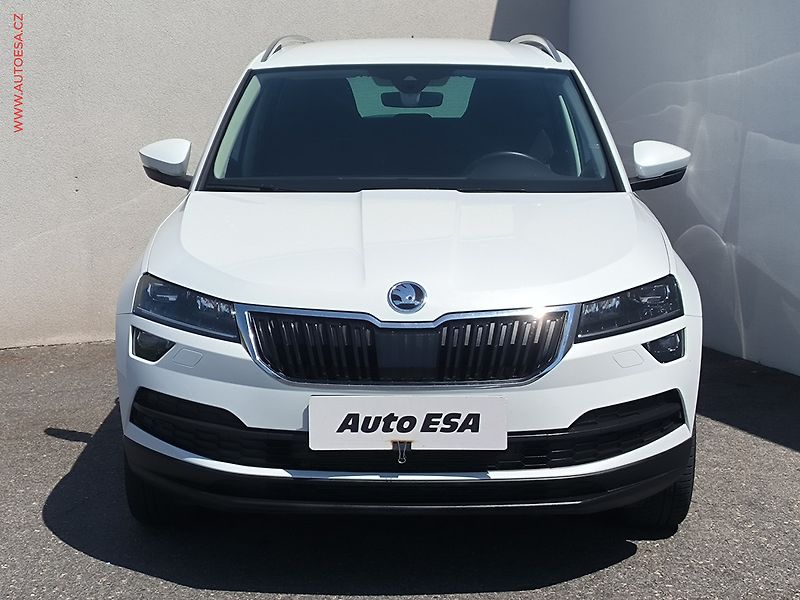 Škoda Karoq (2018) 1.5TSi, ČR, DSG, navi - fotka 2 z 27
