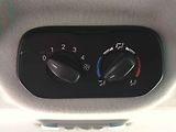 Ford Tourneo Custom (2014) 2.2TDCi L2 9míst, Trend, AC - náhled 16