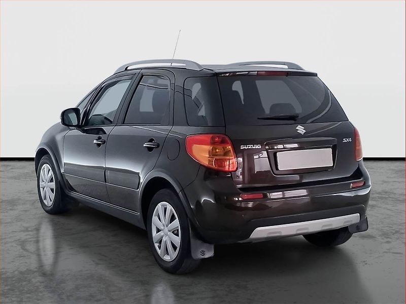 Suzuki SX4 (2013) 1.6 VVT - fotka 4 z 16