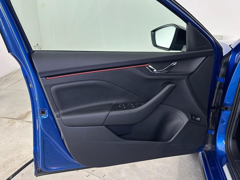 Škoda Scala Monte Carlo DSG - fotka 13 z 30