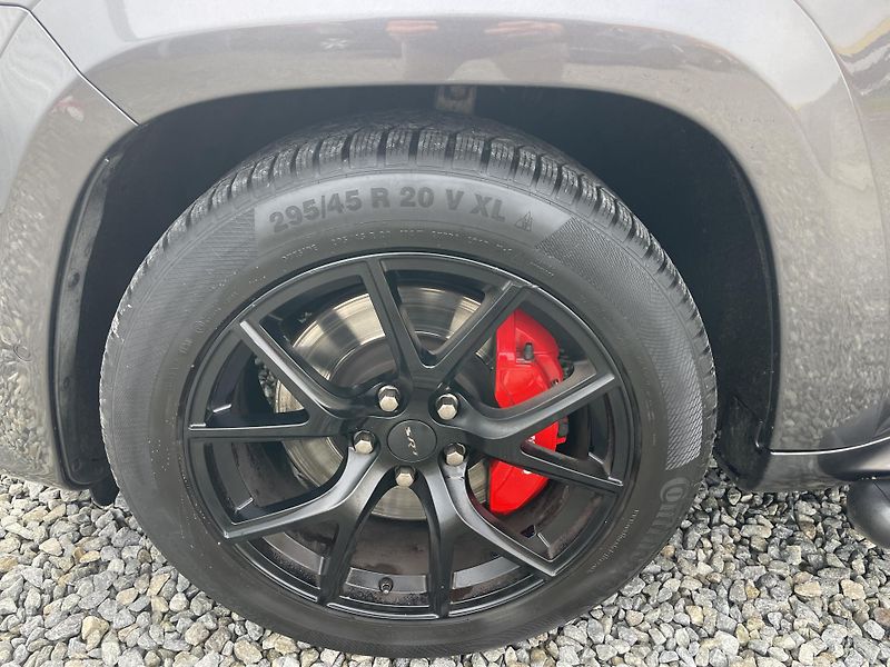 Jeep Grand Cherokee 6.4i 480PS HEMI SRT CZ 78000KM - fotka 18 z 187