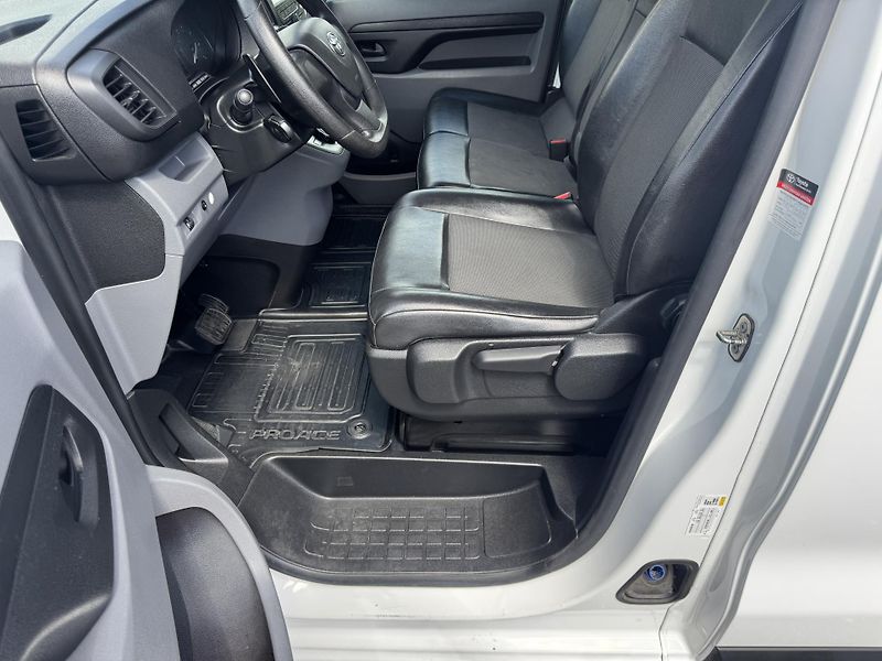 Toyota ProAce 2.0,130kw, Chlaďák, ČR, DPH. - fotka 21 z 37