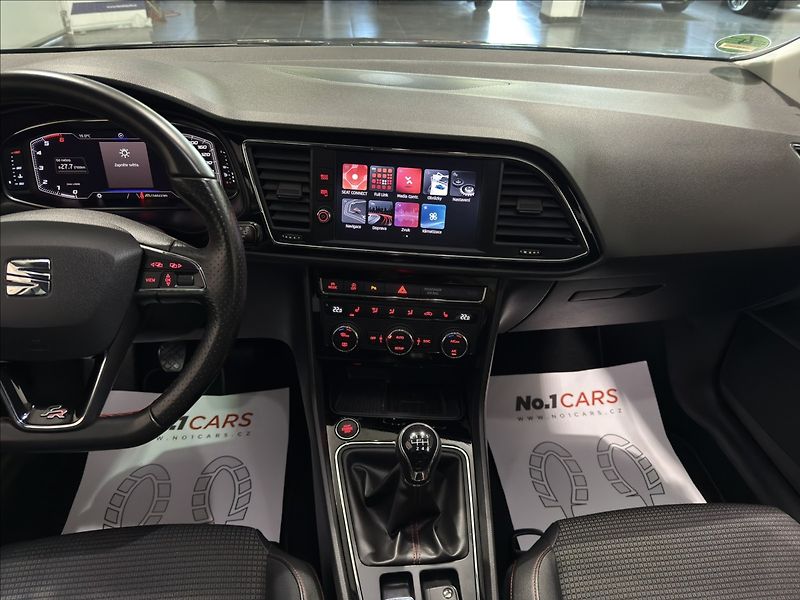 Seat Leon 2,0   TDI FR 110KW VIRTUAL ACC - fotka 27 z 42