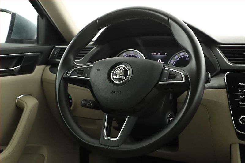 Škoda Superb (2019) Style 1.5 TSI, Automat - fotka 8 z 20