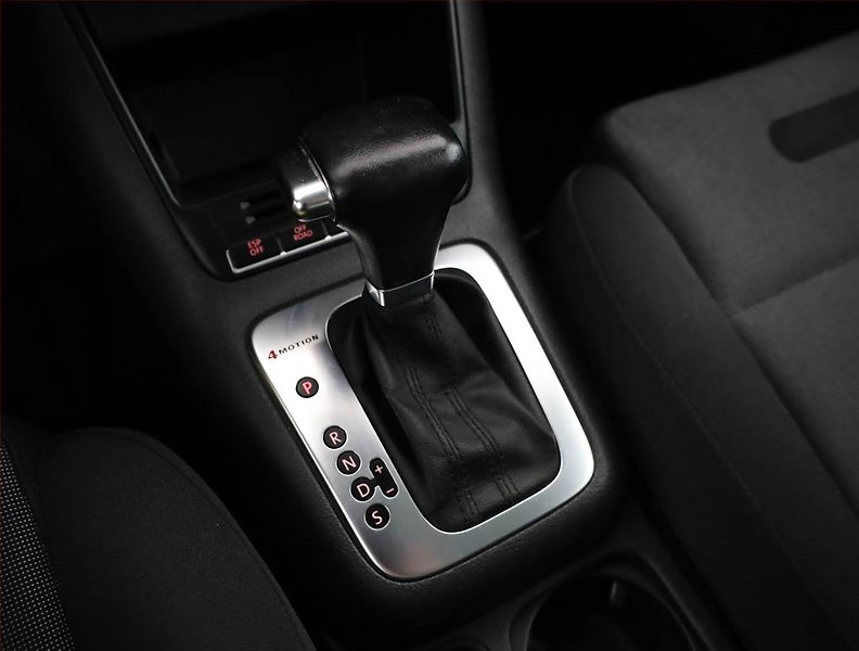 Volkswagen Tiguan (2009) 2.0 TSI, 4X4, Automat, Navi - fotka 11 z 18