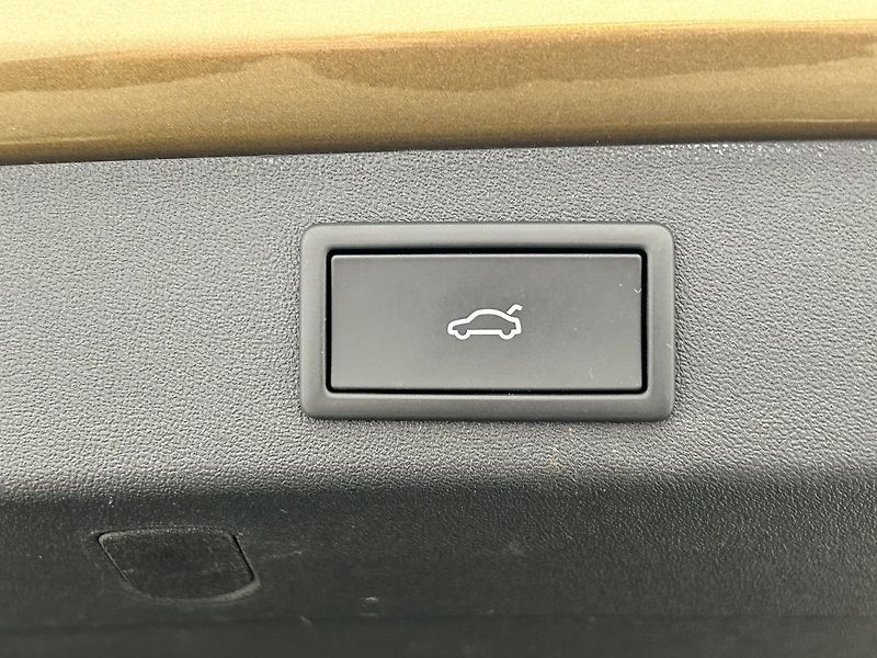 Škoda Kodiaq 2.0 TDI 4x4 Exclusive Selectio - fotka 34 z 34