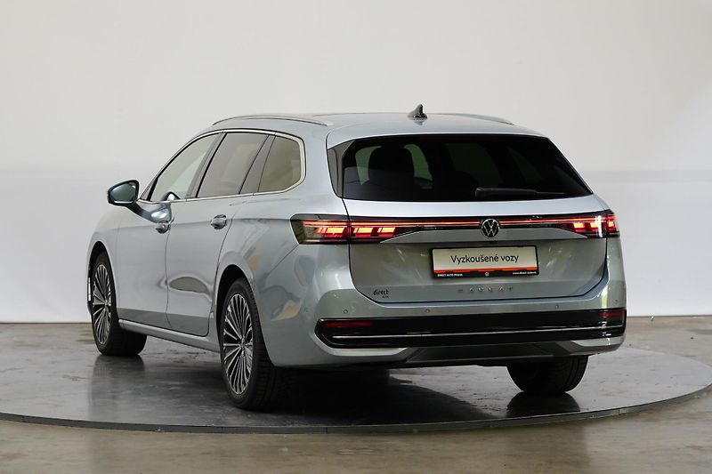 Volkswagen Passat - fotka 7 z 29