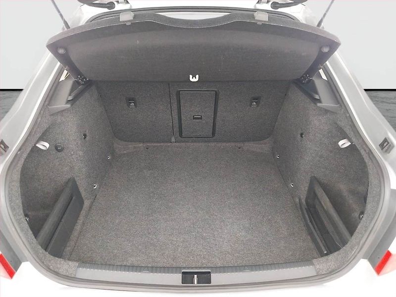 Škoda Octavia (2014) Elegance 1.6 TDI, Serv.kniha - fotka 14 z 18