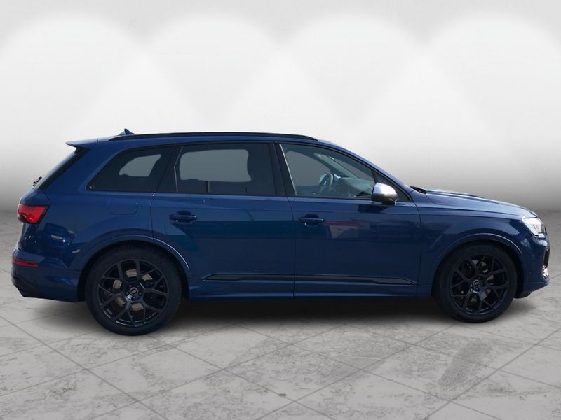 Audi SQ7 4.0 TFSI - fotka 8 z 30