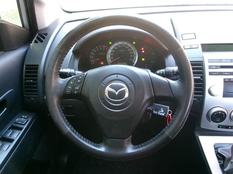 Mazda 5 (2007) 1,8i AUTOKLIMA 7 MÍST - fotka 20 z 31