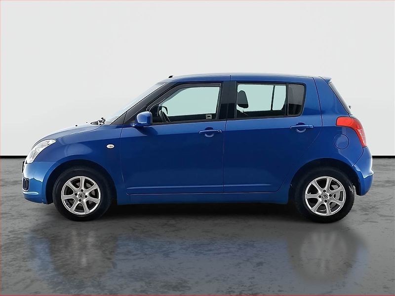 Suzuki Swift (2009) 1.3 - fotka 3 z 16