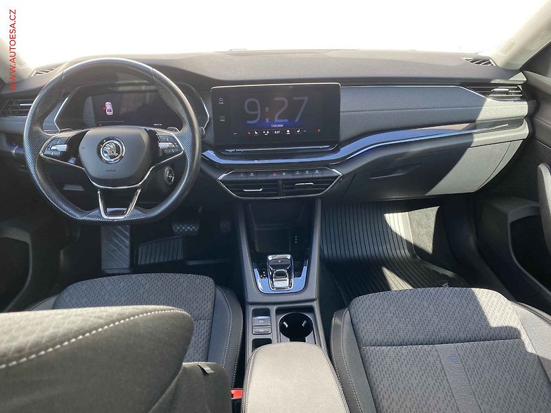 Škoda Octavia (2022) 2.0 TDi, 2.maj,ČR, Style - fotka 8 z 20