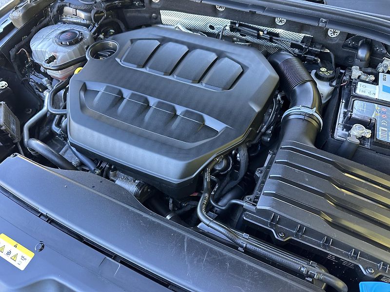 Škoda Superb (2021) KOMBI 2.0TSI/140kW* DSG* - fotka 37 z 39