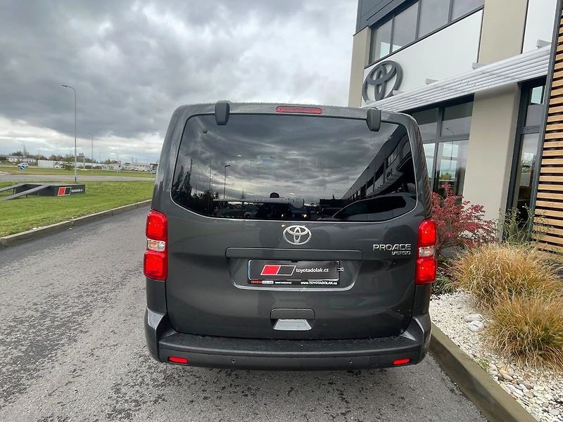 Toyota ProAce Verso 2.2D L2 180k AT VIP Skyview - fotka 5 z 30