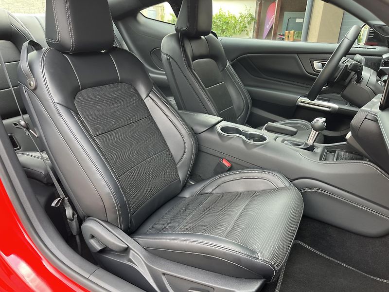 Ford Mustang (2024) 5.0 V8 GT MagneRide  Aut, DPH - fotka 13 z 43
