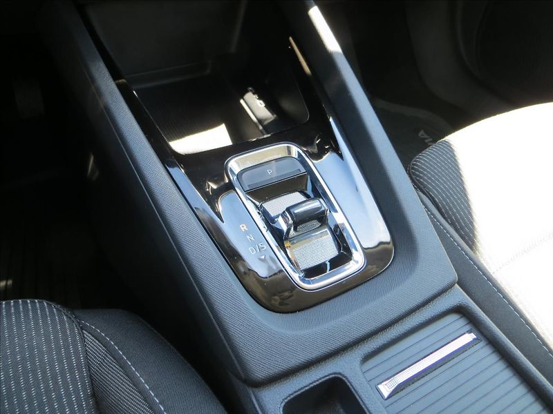 Škoda Octavia 1,5 TSI 110kW DSG Ambition ČR - fotka 14 z 26