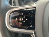 Volvo XC60 (2020) 2.0 B5 AWD 173kW R-Design AT - náhled 12