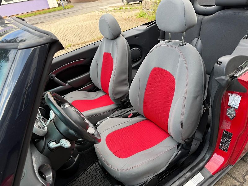 Mini Cooper 1,6i  Cabrio  - fotka 13 z 17