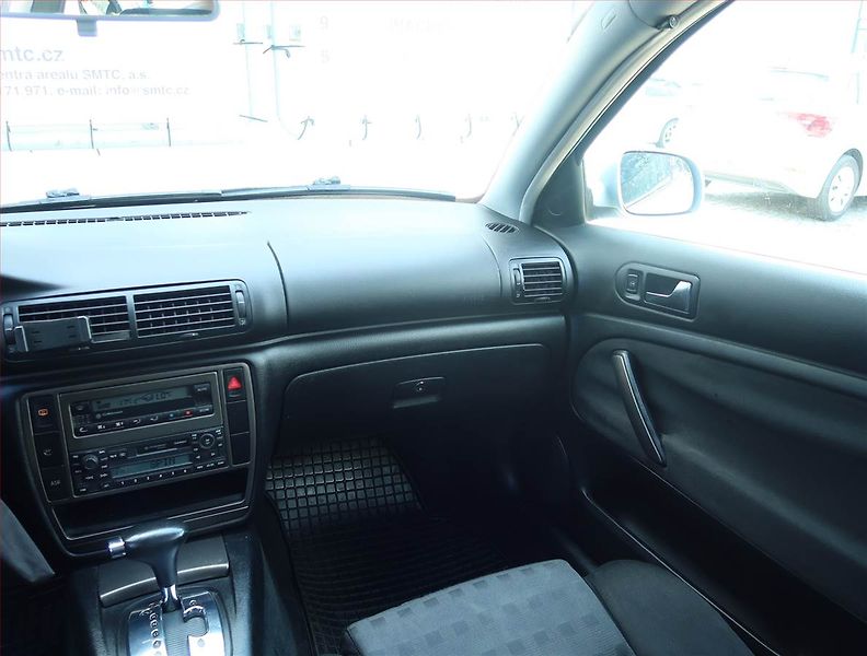 Volkswagen Passat (2004) 1.9 TDI, Automat, po STK - fotka 8 z 17