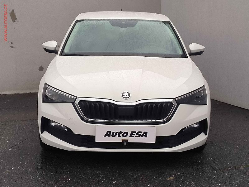 Škoda Scala (2021) 1.0TSI, ČR, Style - fotka 2 z 24