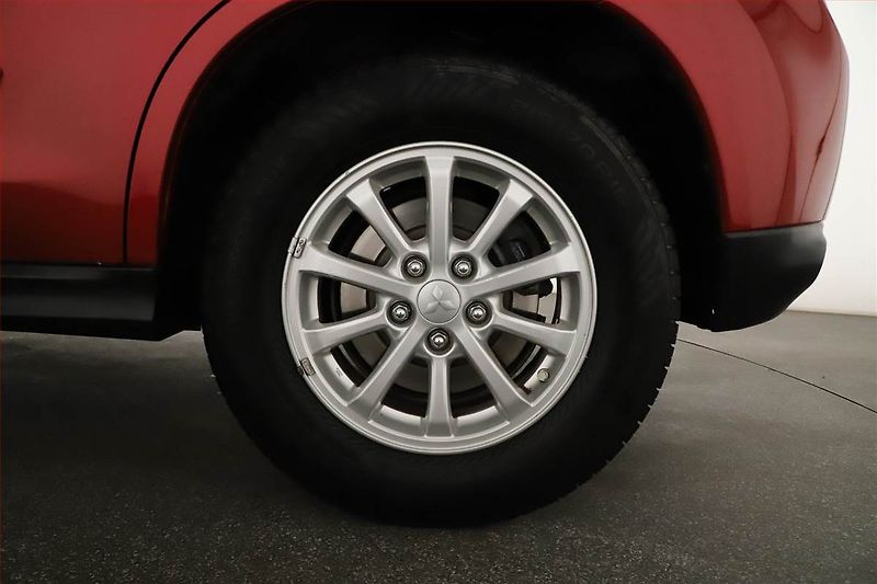 Mitsubishi ASX (2016) 1.6 MIVEC, Tempomat - fotka 11 z 14
